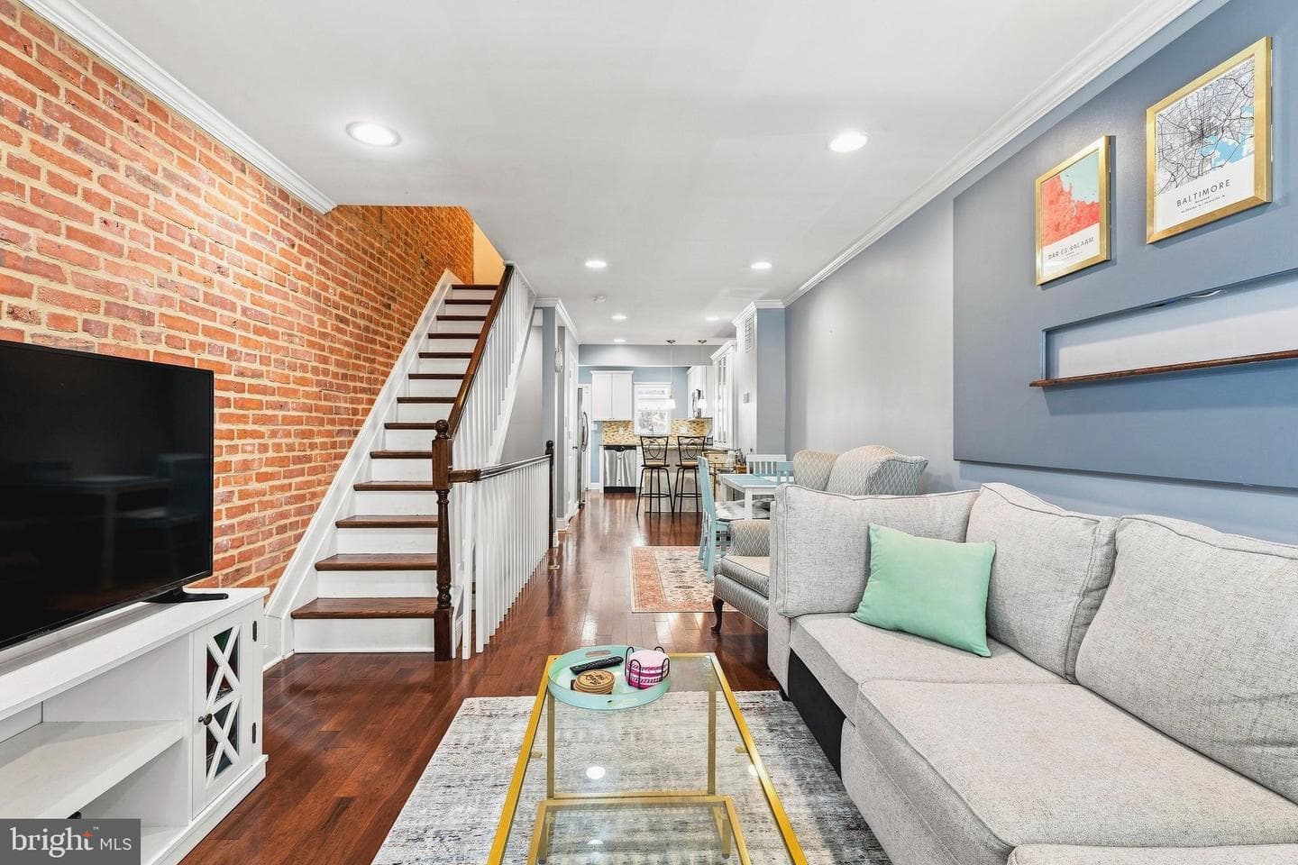 23 W Barney Street photo 7