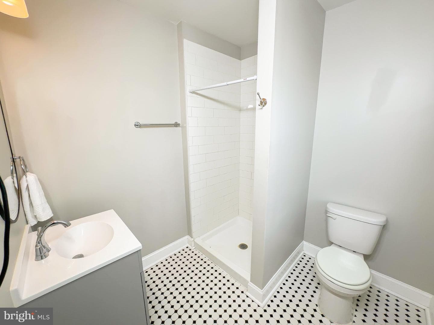 3617 Liberty Heights Avenue photo 25