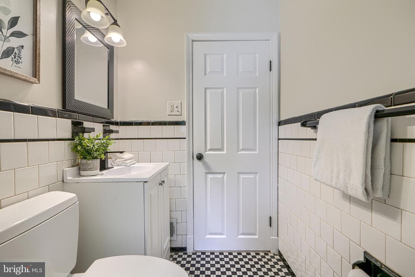 3807 Mayberry Avenue photo 31