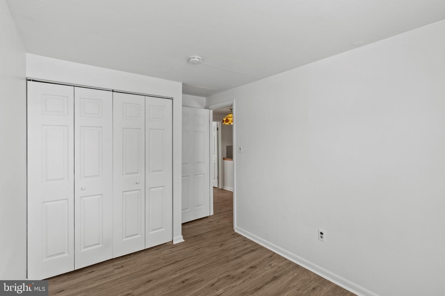 1225 E Chase Street photo 22