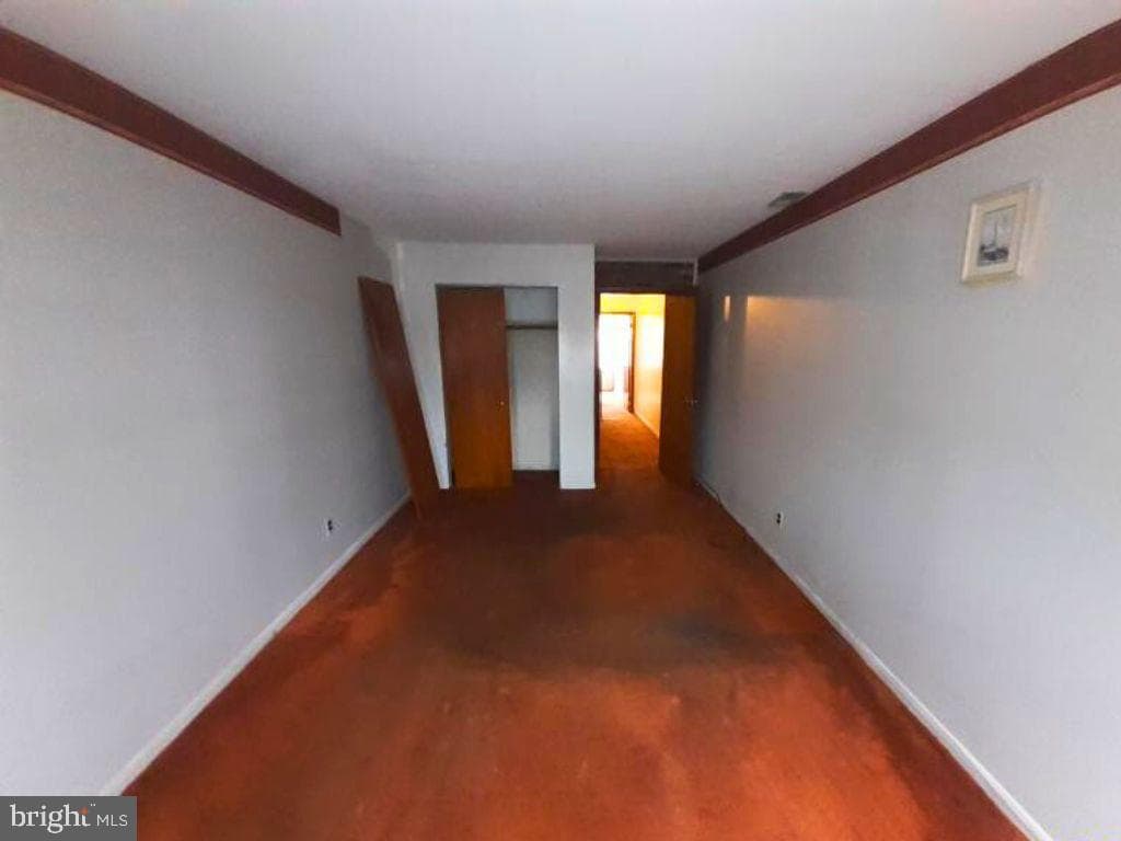 1533 Argyle Ave photo 22