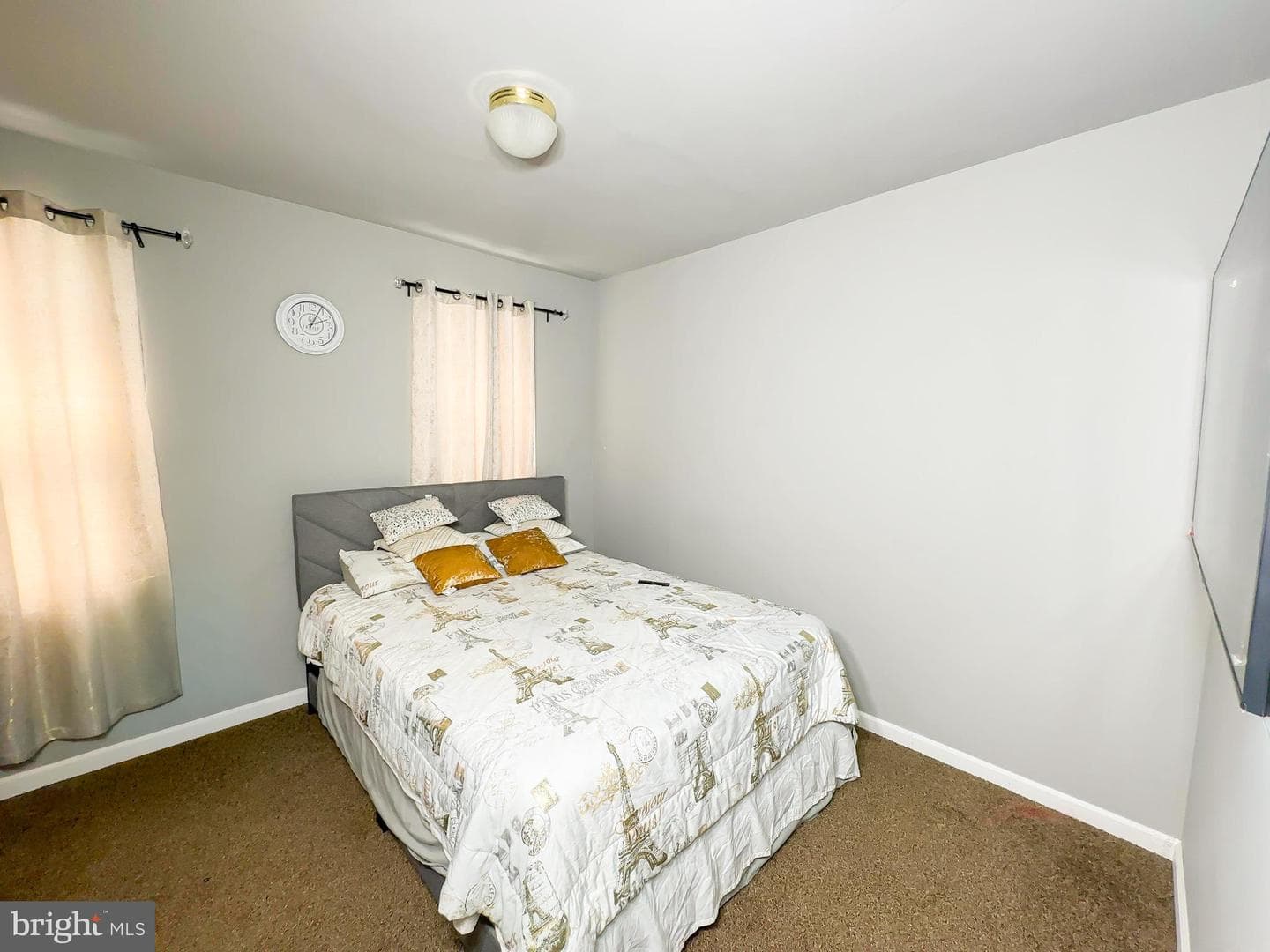 11 Hilton Street photo 10