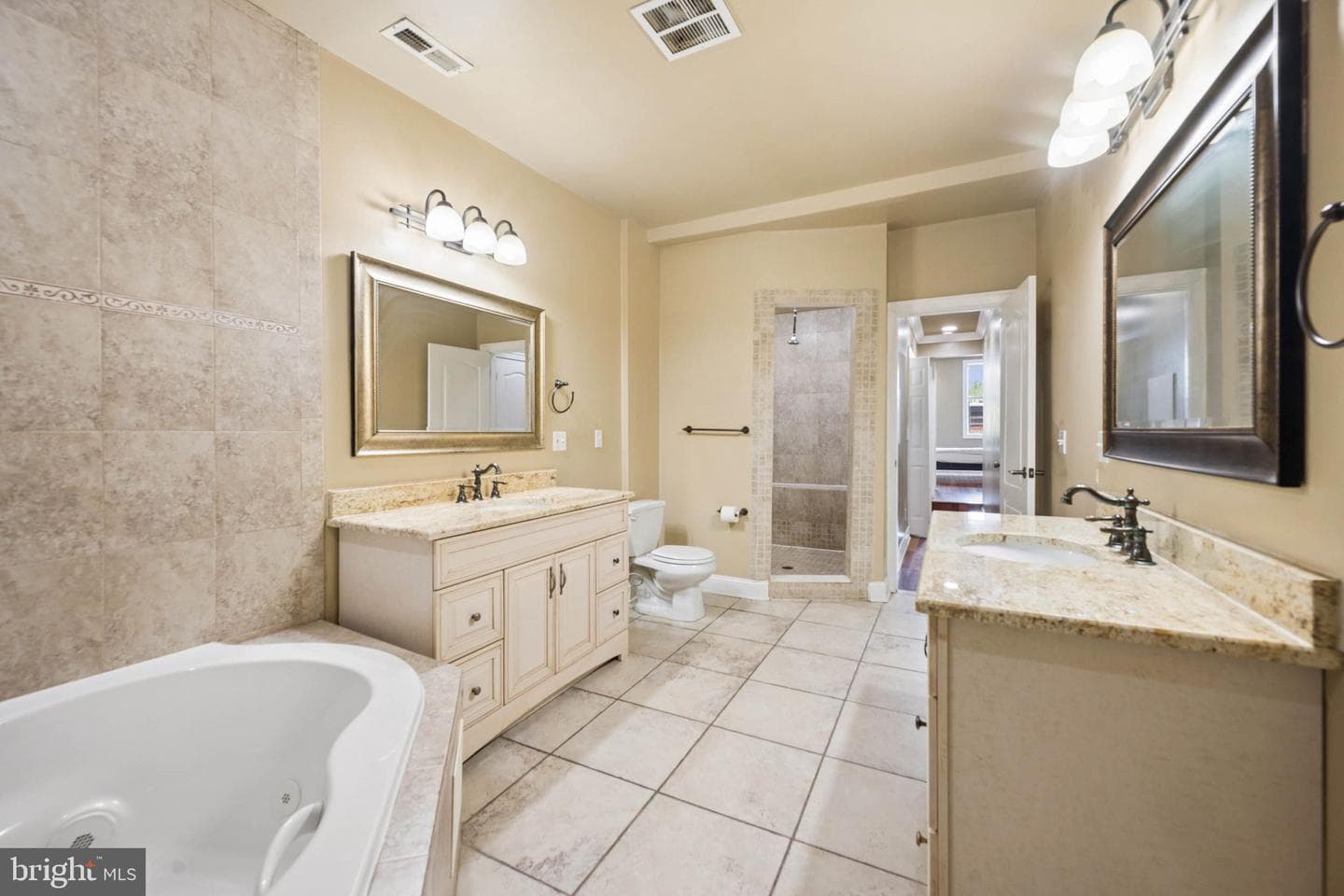 29 N Patterson Park Avenue photo 47