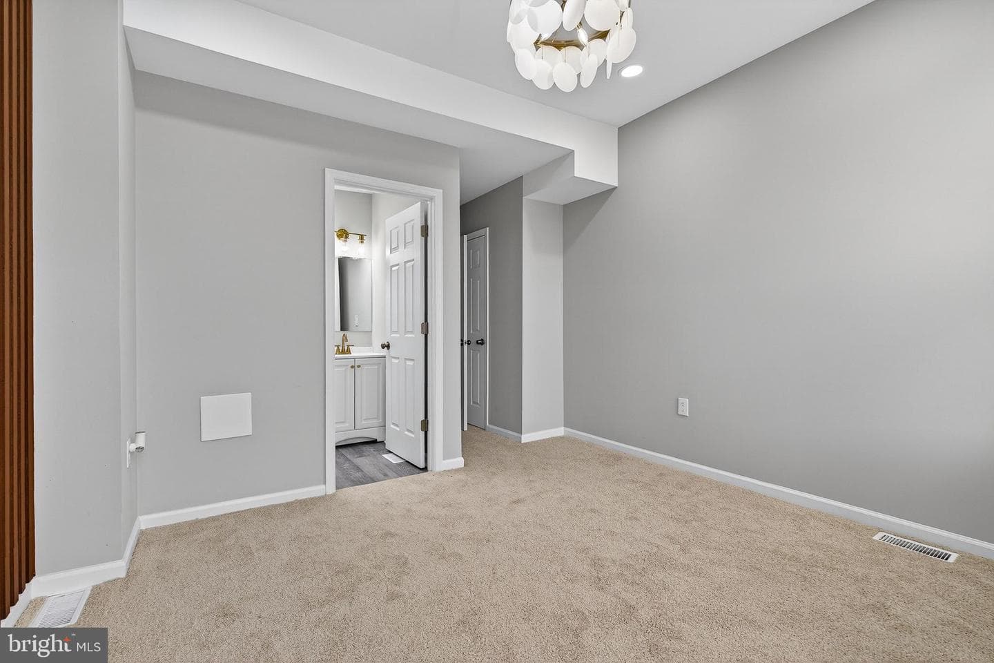 408 S Gilmor Street photo 22