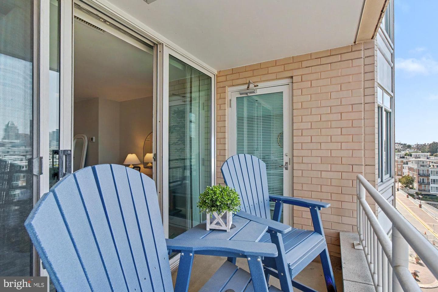 100 Harborview Drive #705 photo 28