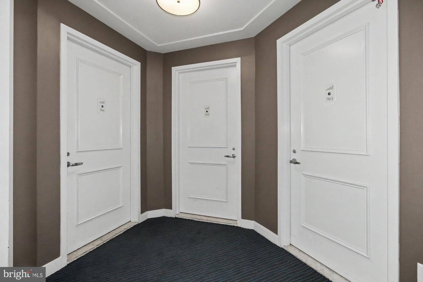 100 Harborview Drive #705 photo 4