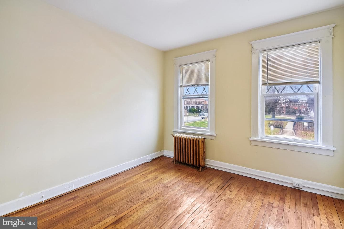 2319 W Lafayette Avenue photo 22