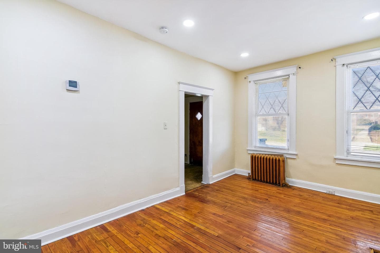 2319 W Lafayette Avenue photo 6