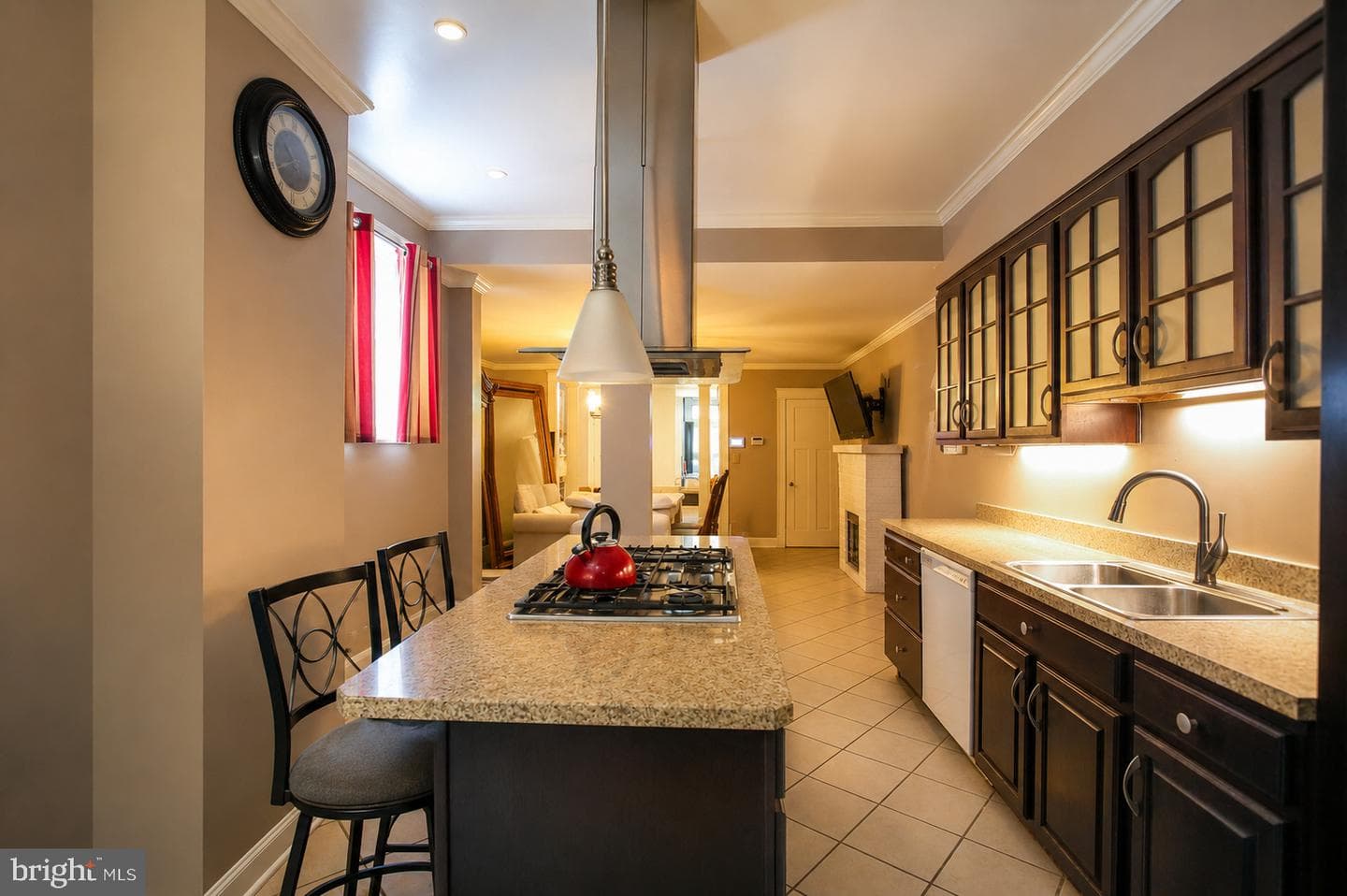 3247 Shannon Drive photo 5