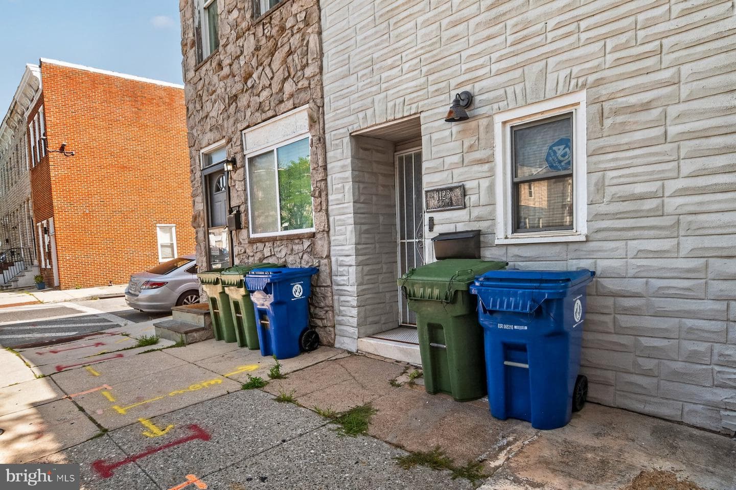 1123 S Carey Street photo 4