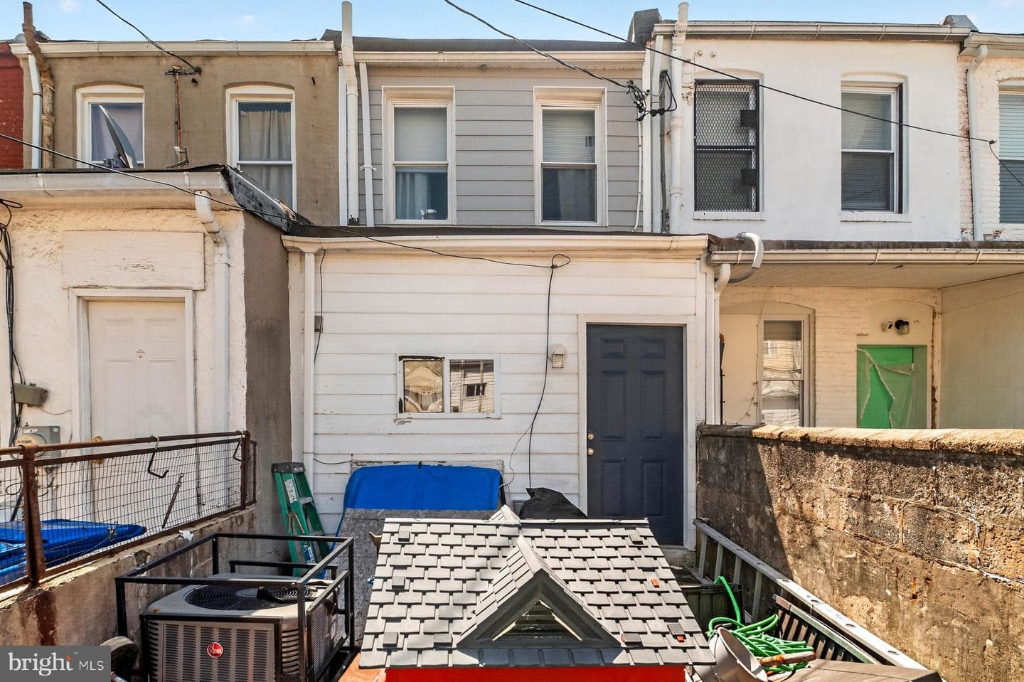 1216 Sargeant Street photo 9