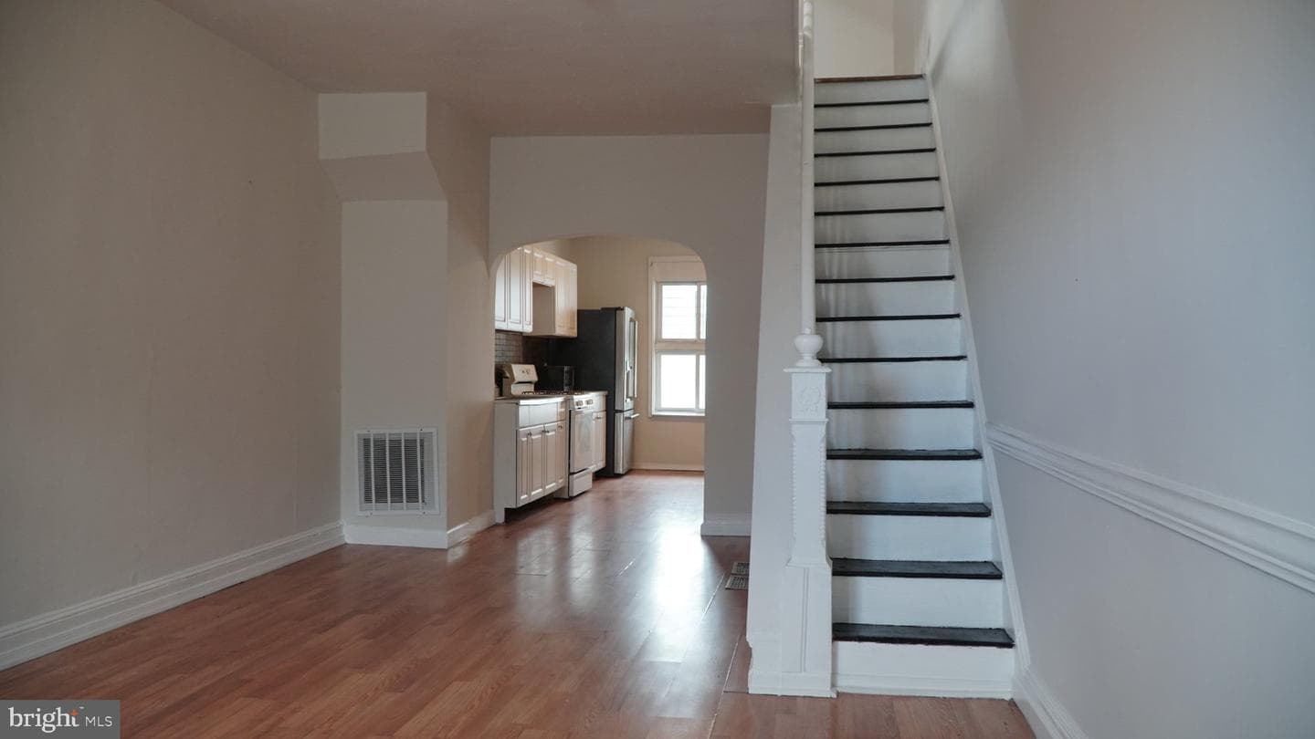 2802 Jefferson Street photo 4