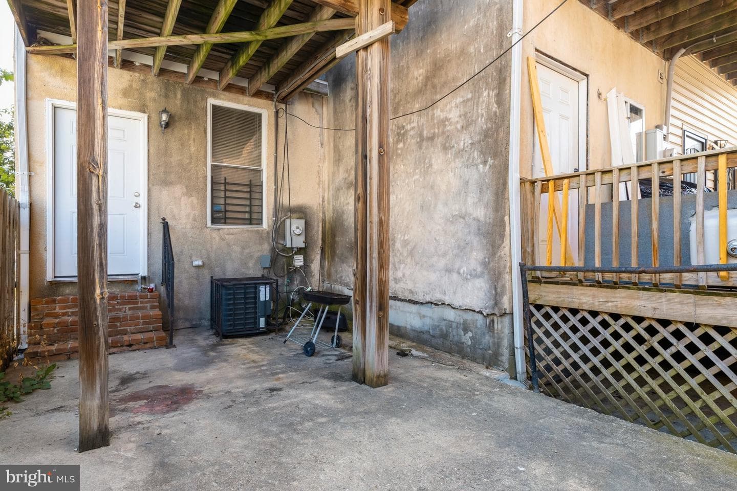 1309 W Ostend Street photo 10
