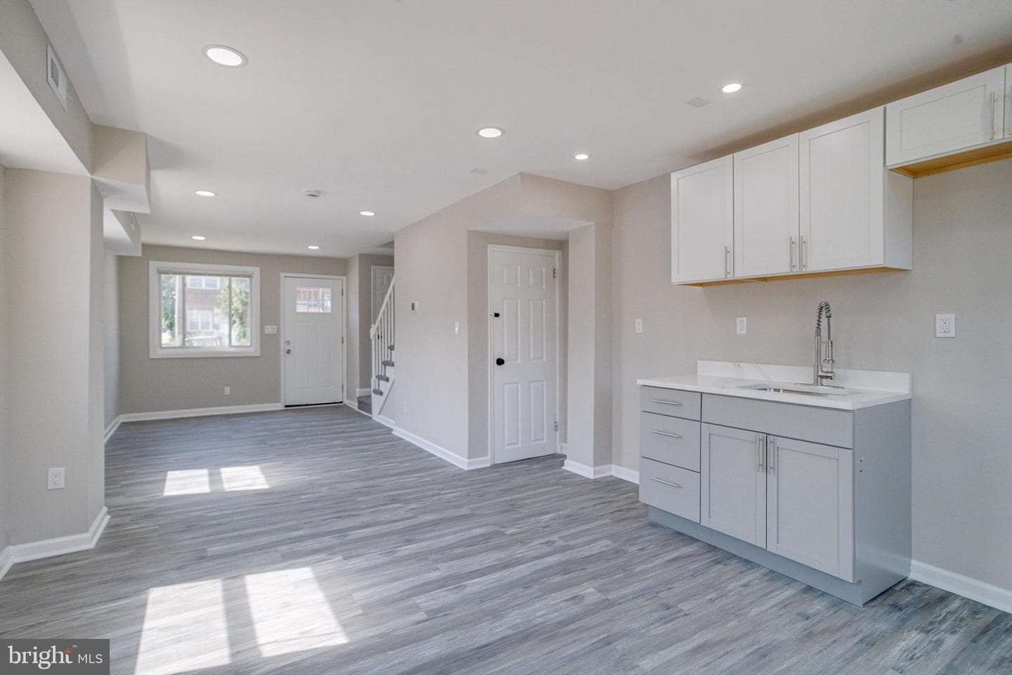 4100 Colborne Road photo 16