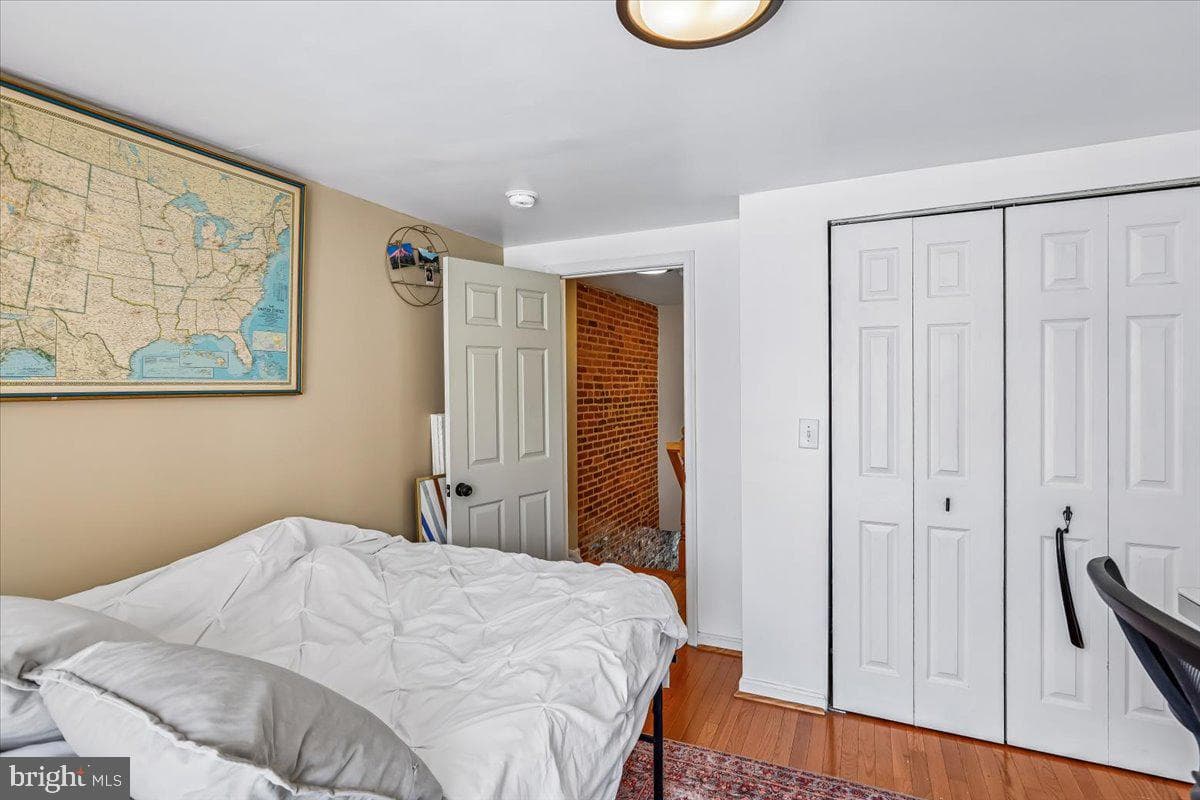 136 E Fort Avenue photo 23