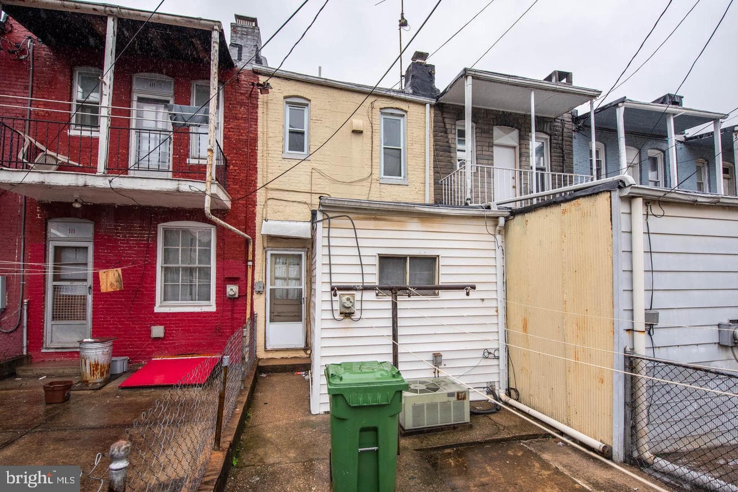 113 N Highland Avenue photo 2