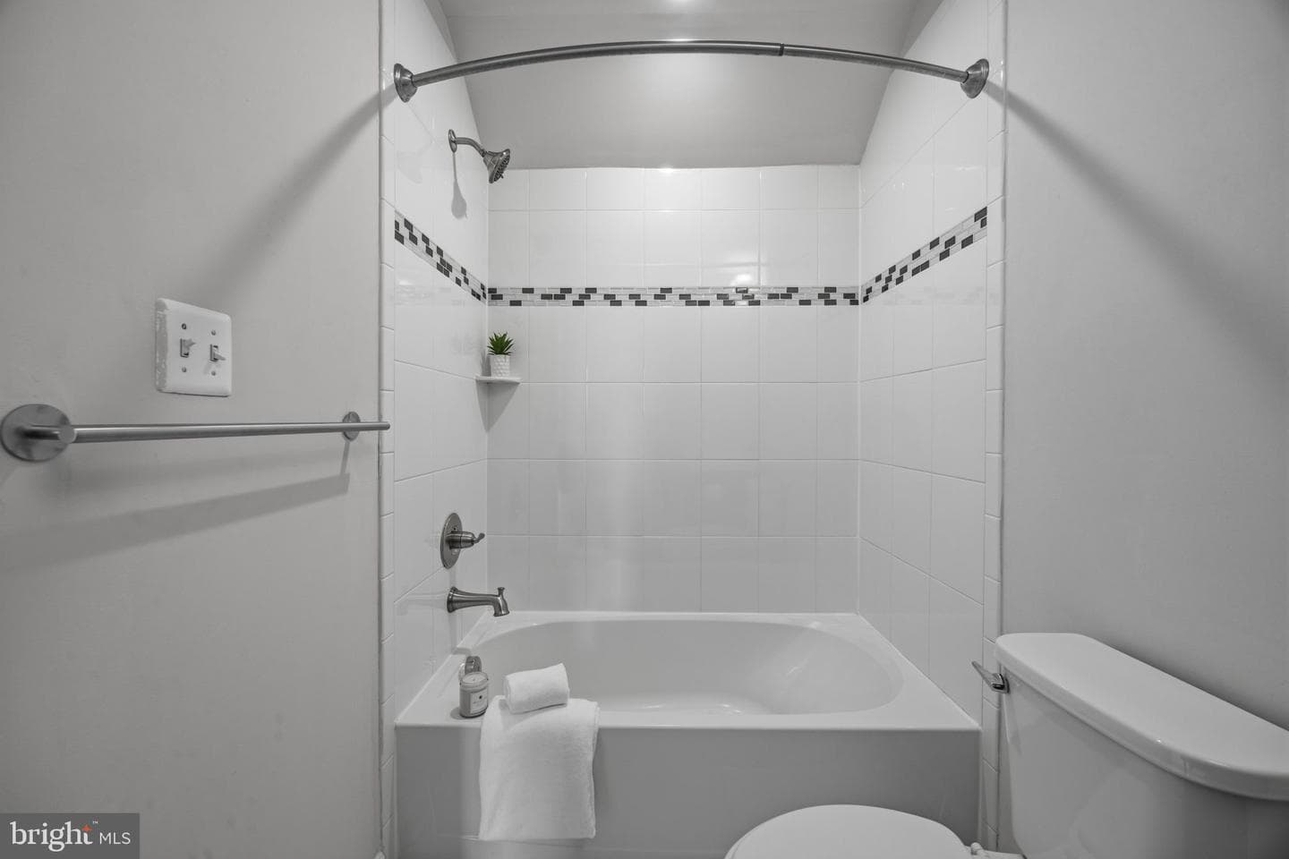 102 Oldham Street photo 28