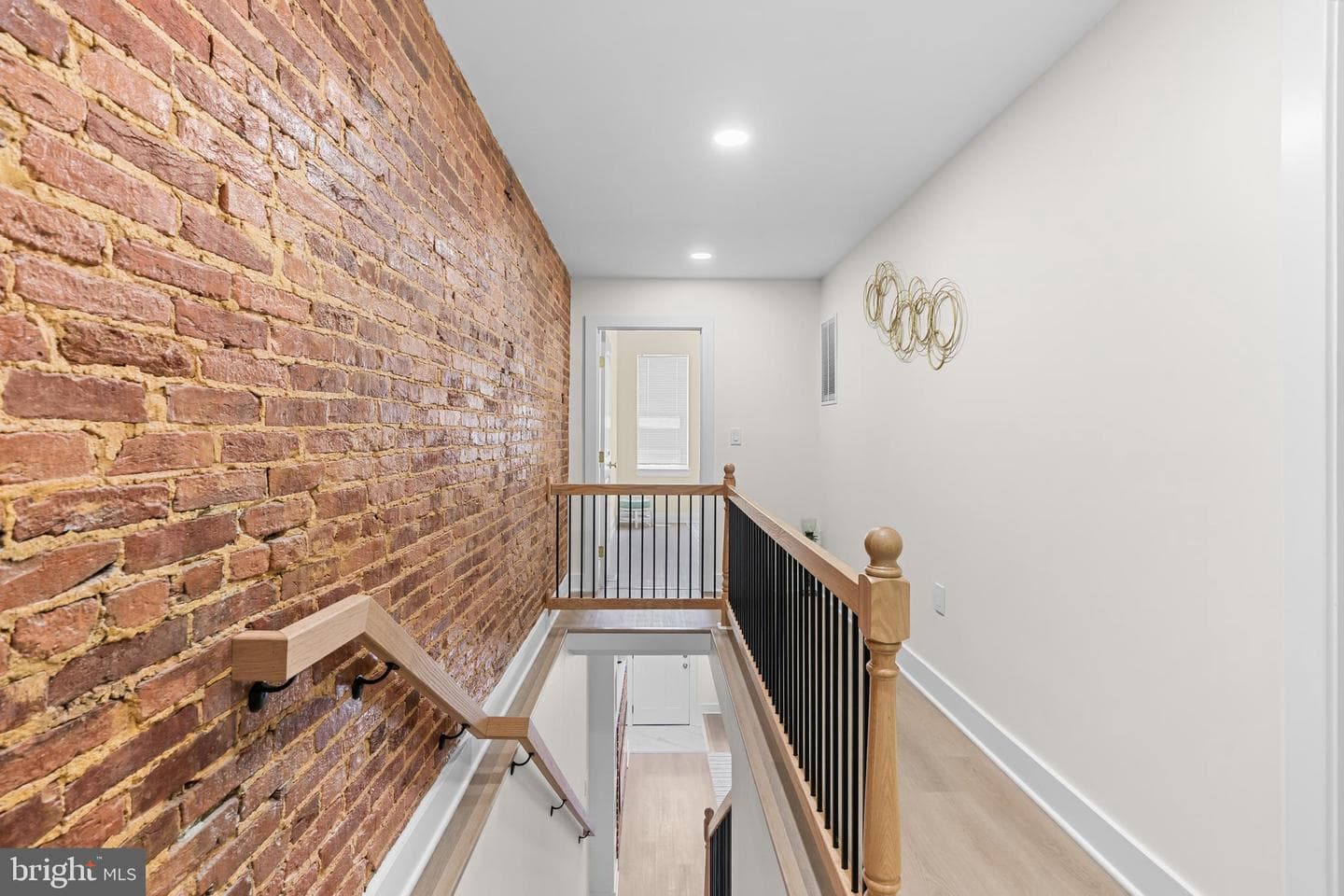 1008 E Biddle Street photo 24