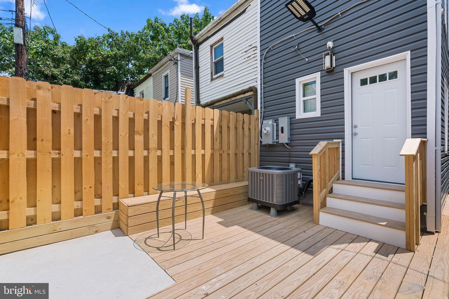 1008 E Biddle Street photo 29