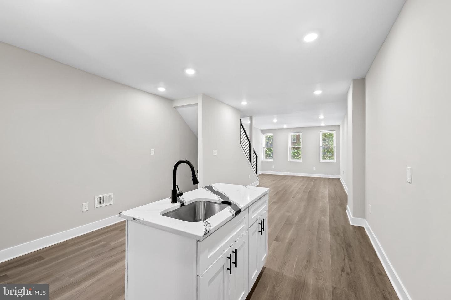 1006 N Mount Street photo 21