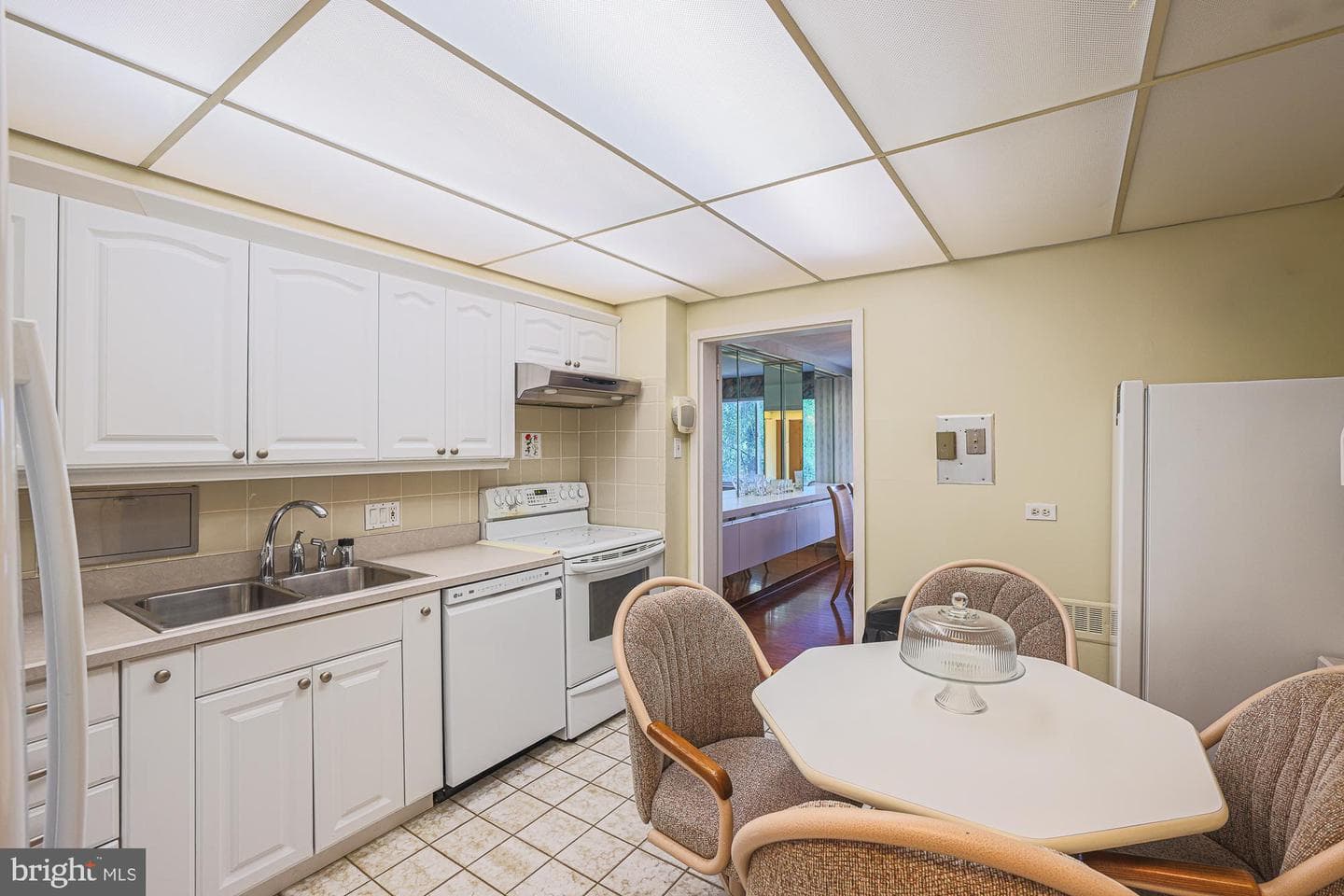 6210 Park Heights Avenue #400 photo 30
