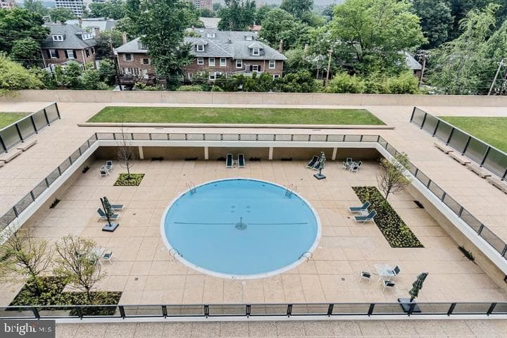4000 N Charles Street #1603 photo 37