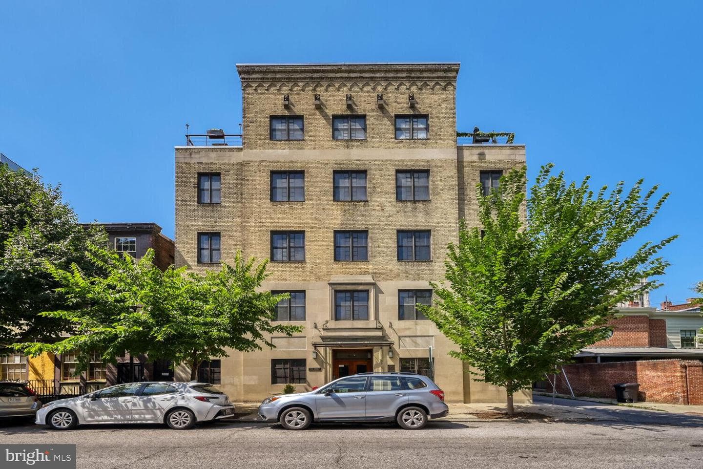 104 W Madison Street #9 photo 31