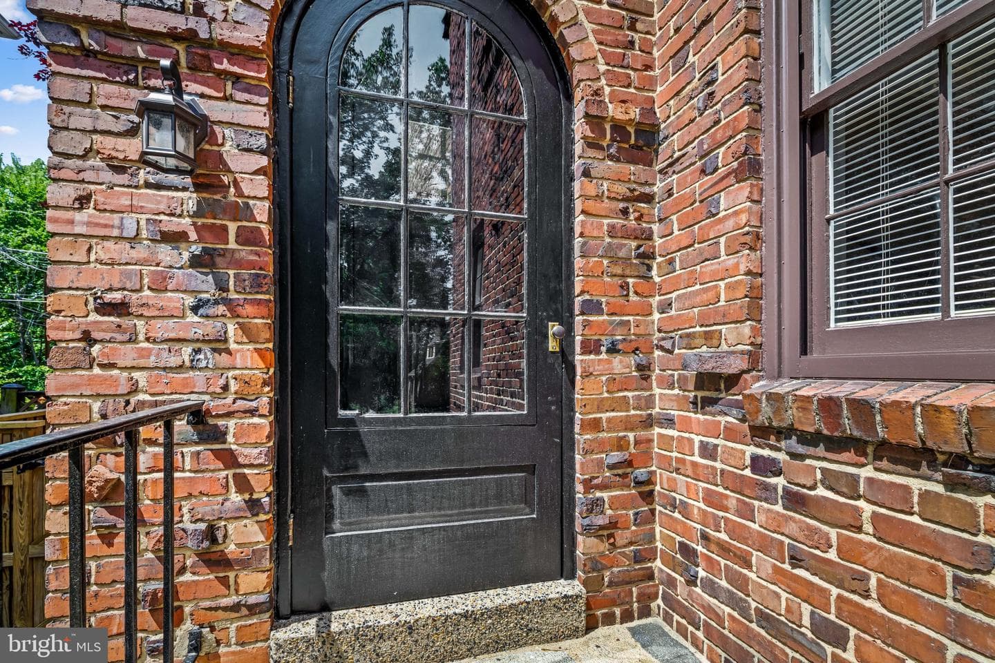 516 E 39th Street photo 56