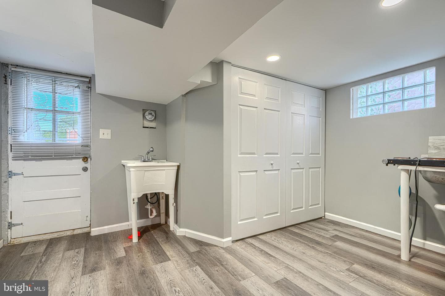 1650 Sherwood Avenue photo 36