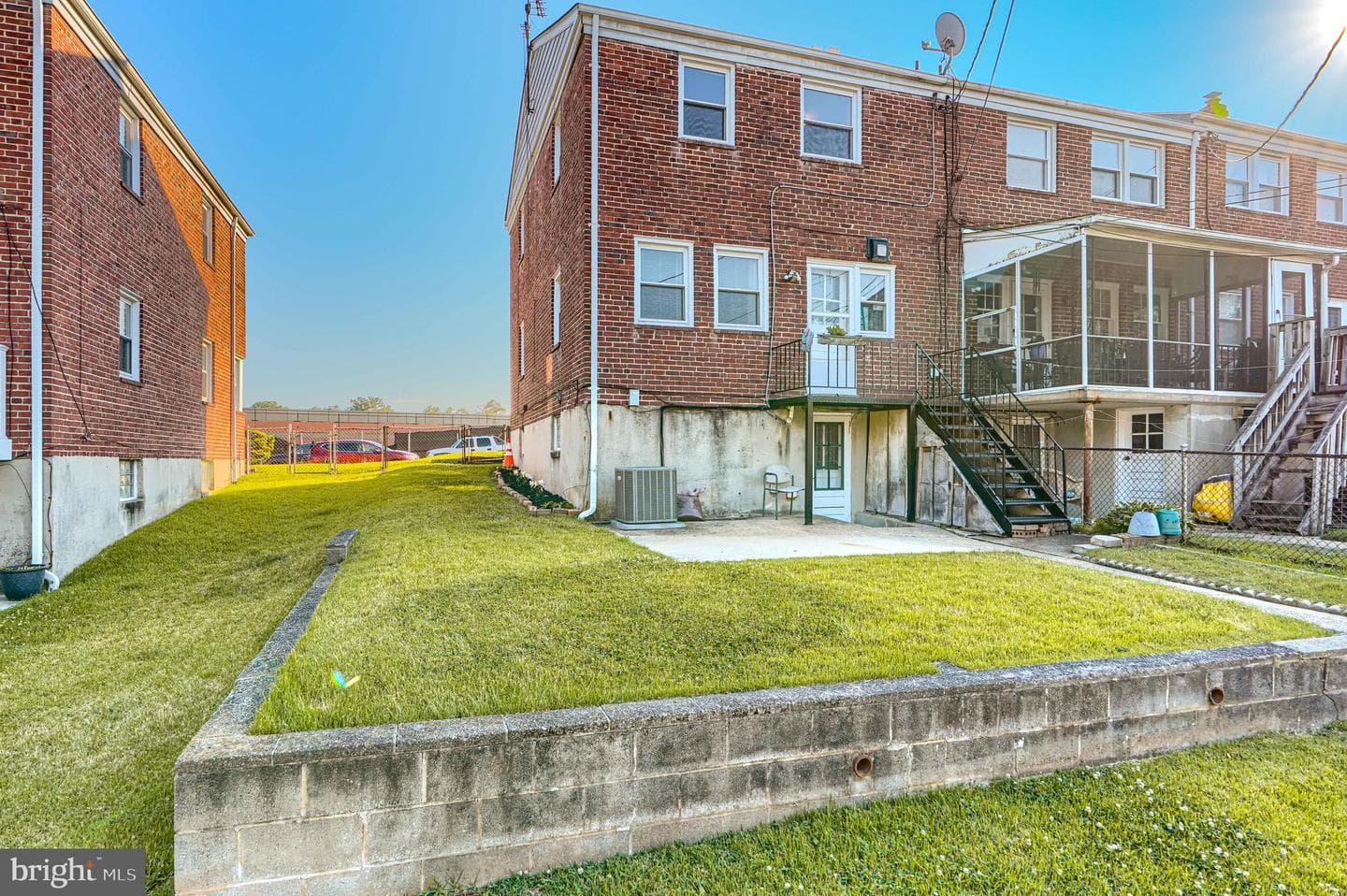 1650 Sherwood Avenue photo 47