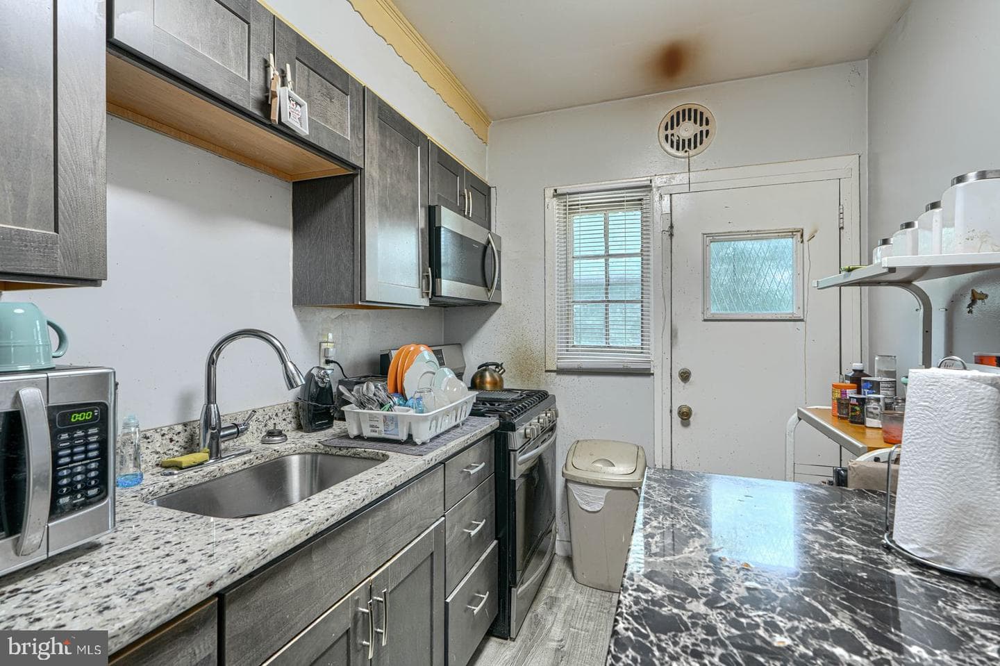 5022 Ready Avenue photo 11