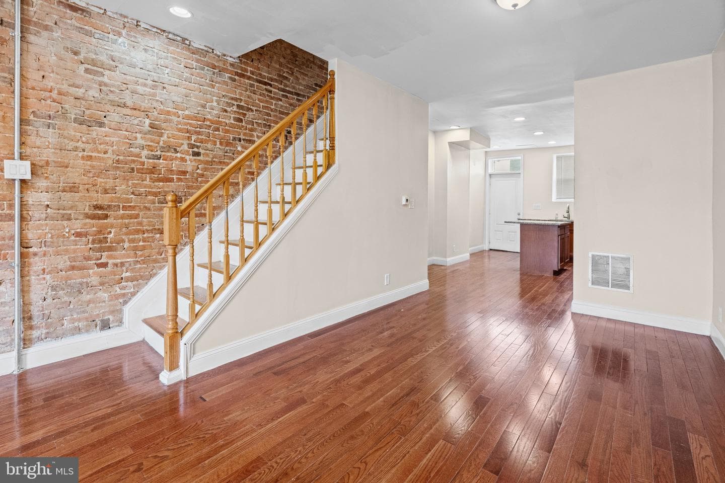 2127 W Mulberry Street photo 17