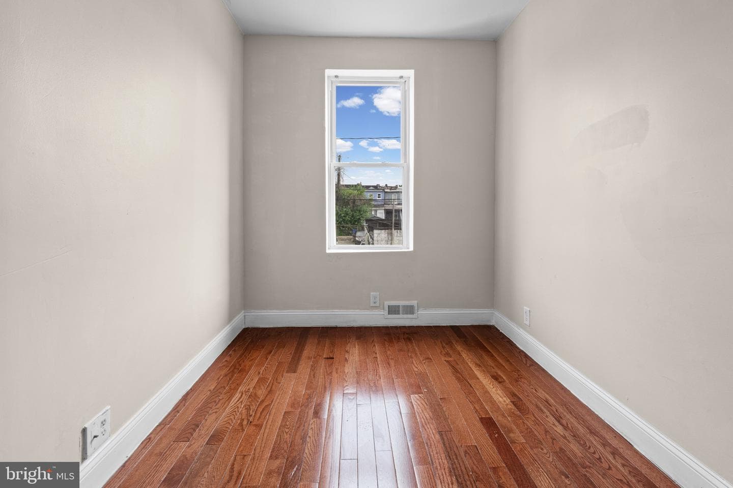 2127 W Mulberry Street photo 6