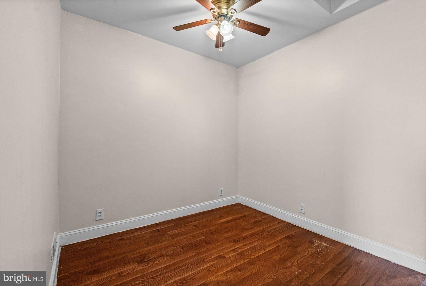 2127 W Mulberry Street photo 9