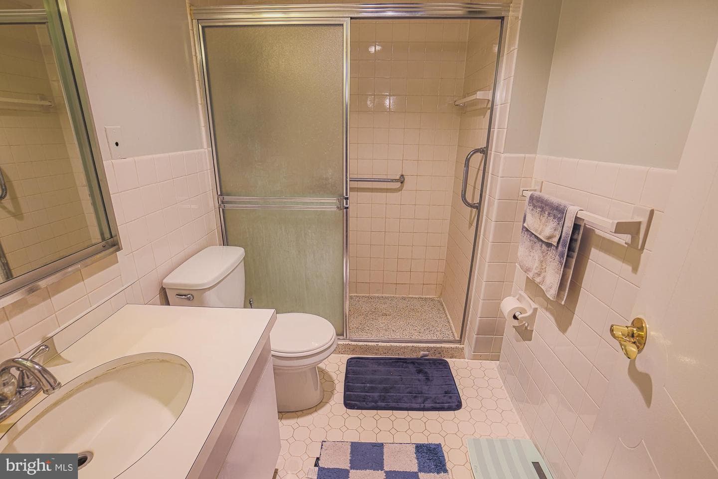 6210 Park Heights Avenue #905 photo 25