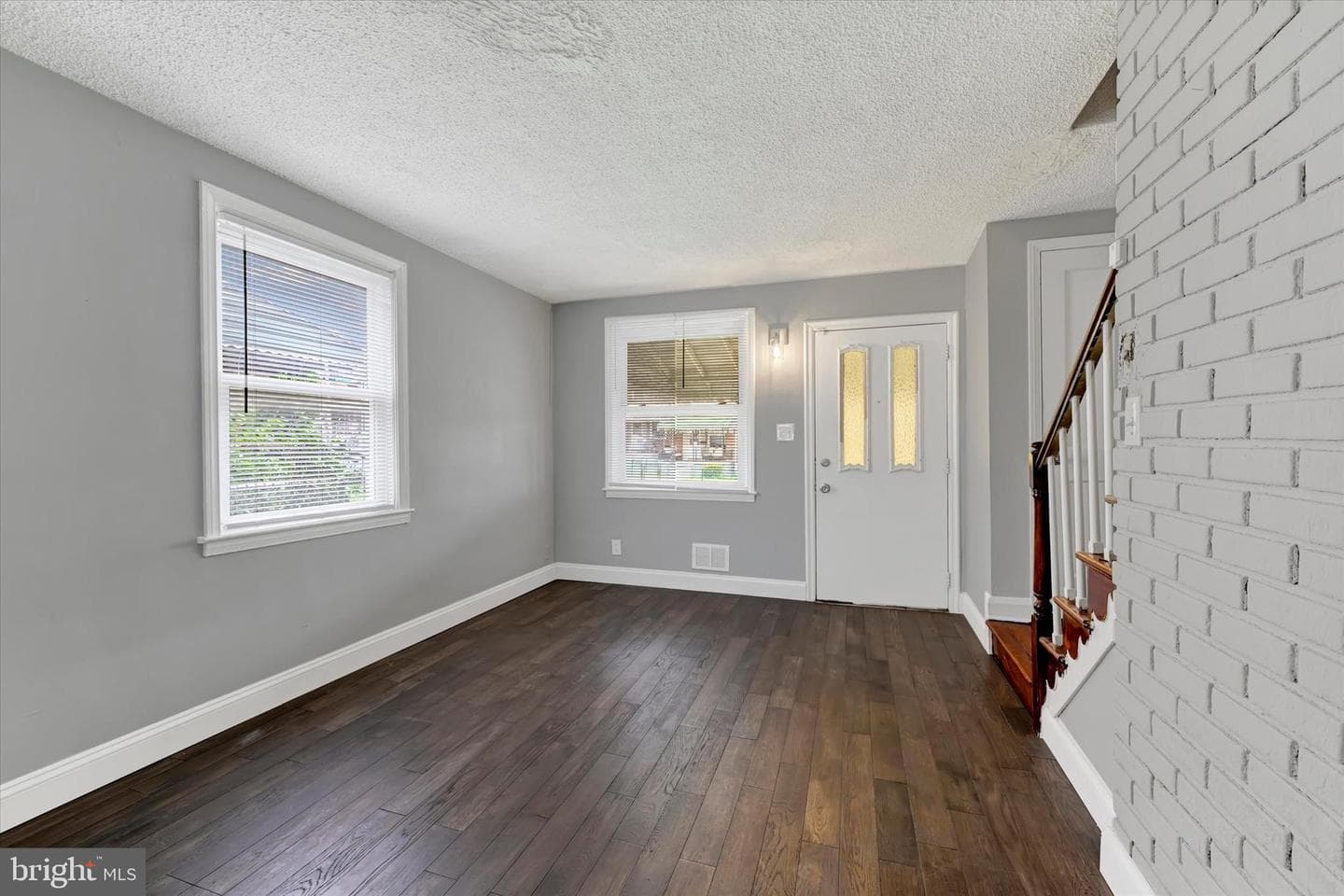 1518 Elrino Street photo 3