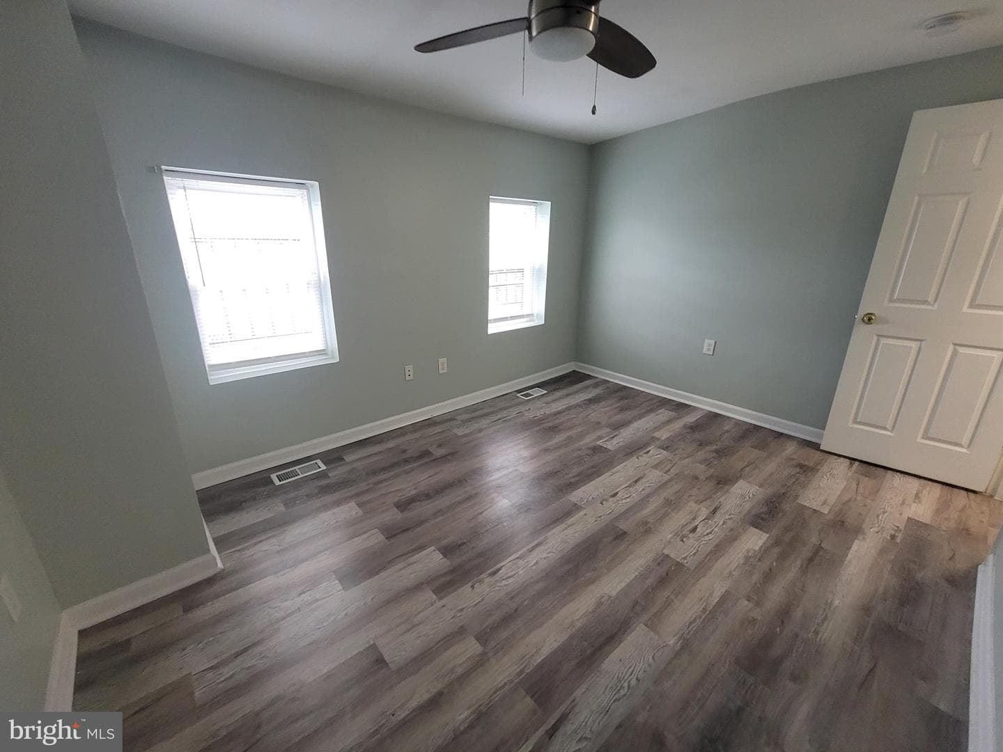 905 Bennett Place photo 21