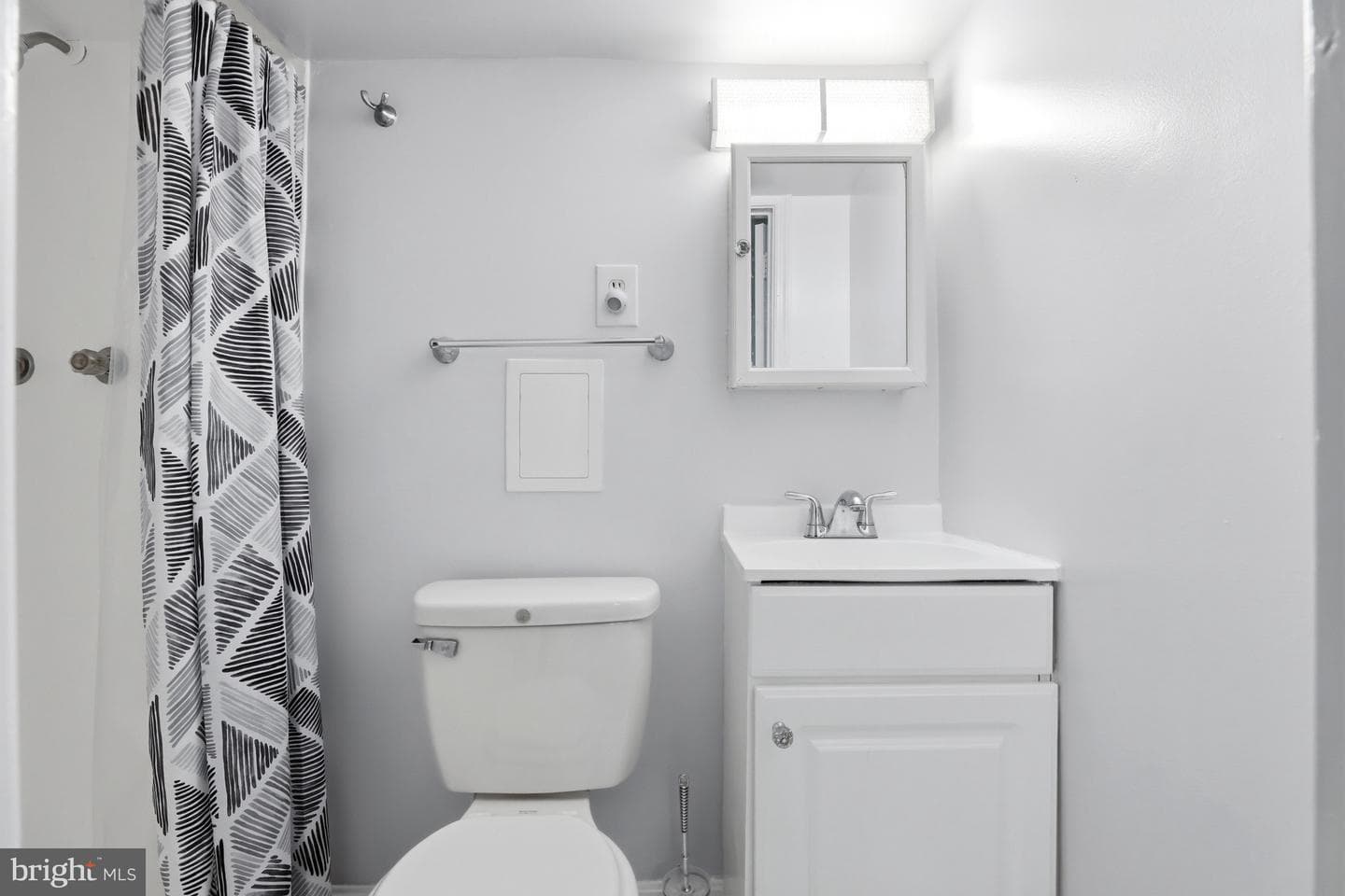 4109 Orchard Avenue photo 8