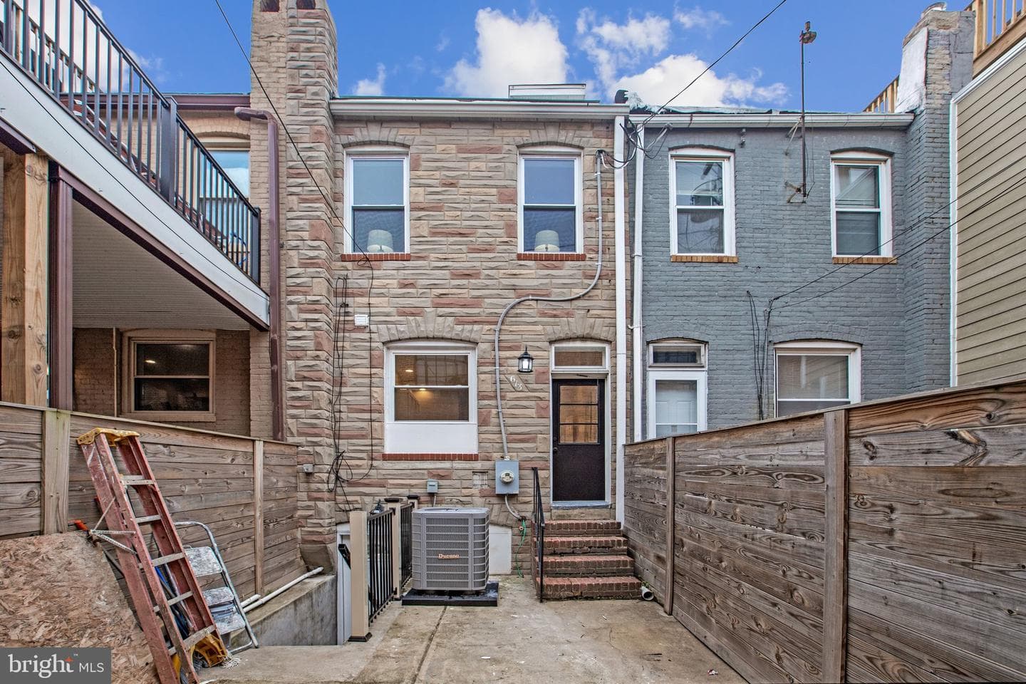 613 S Eaton Street photo 44