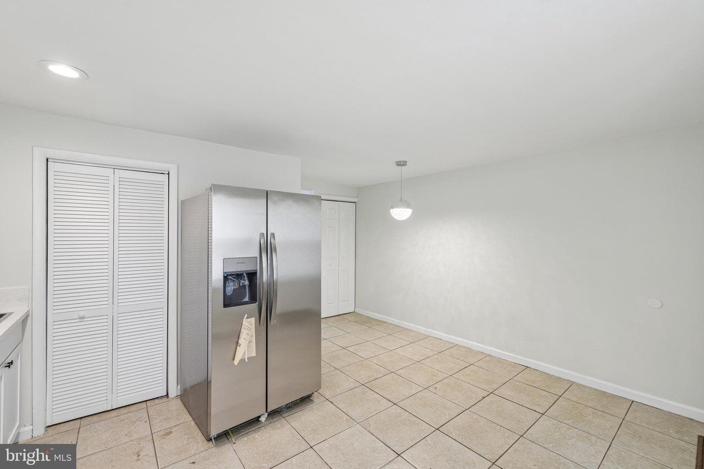 3023 Janice Avenue photo 13