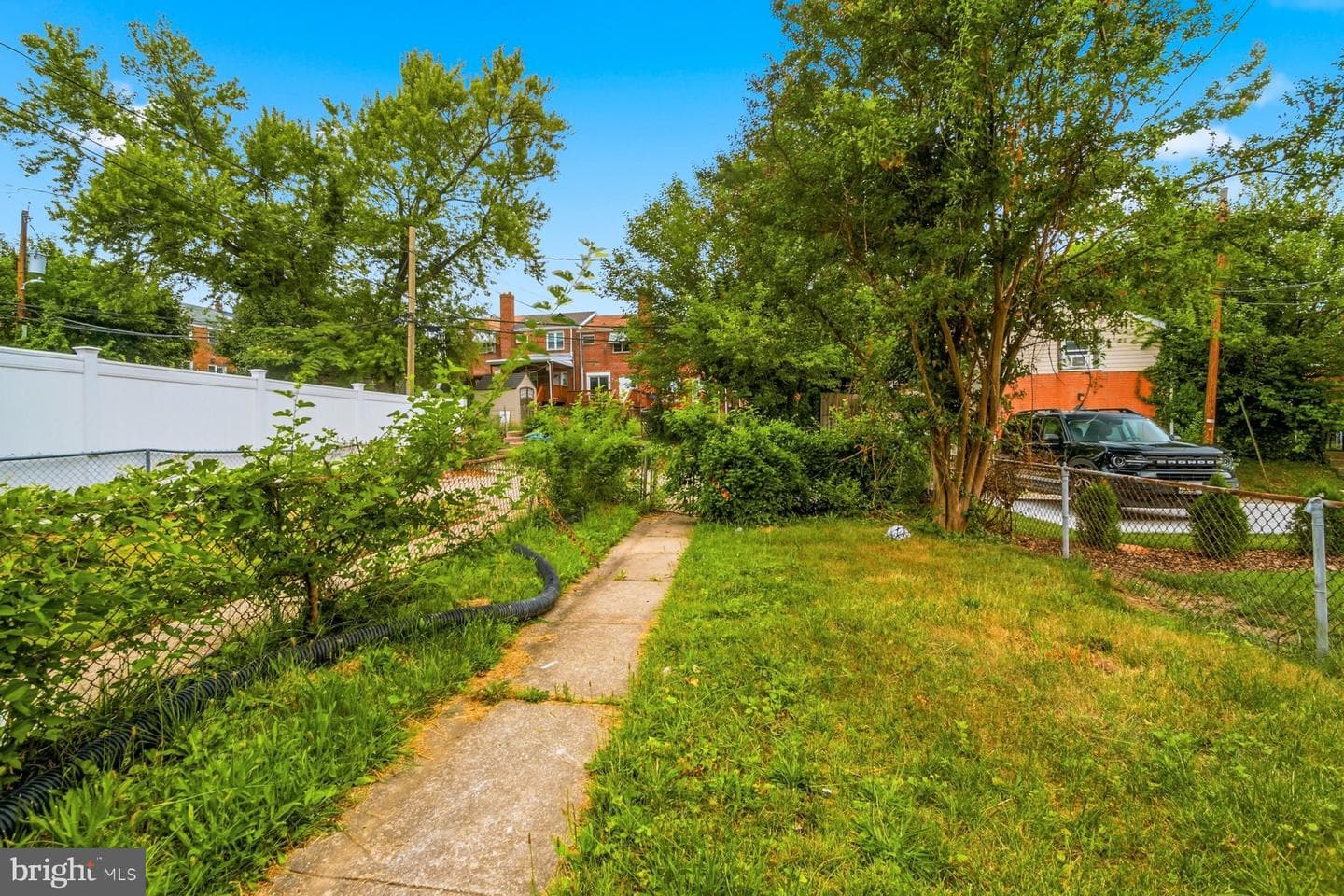 1708 Woodbourne Avenue photo 28
