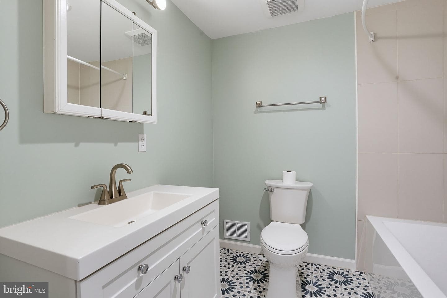 1419 Clarkson Street photo 13