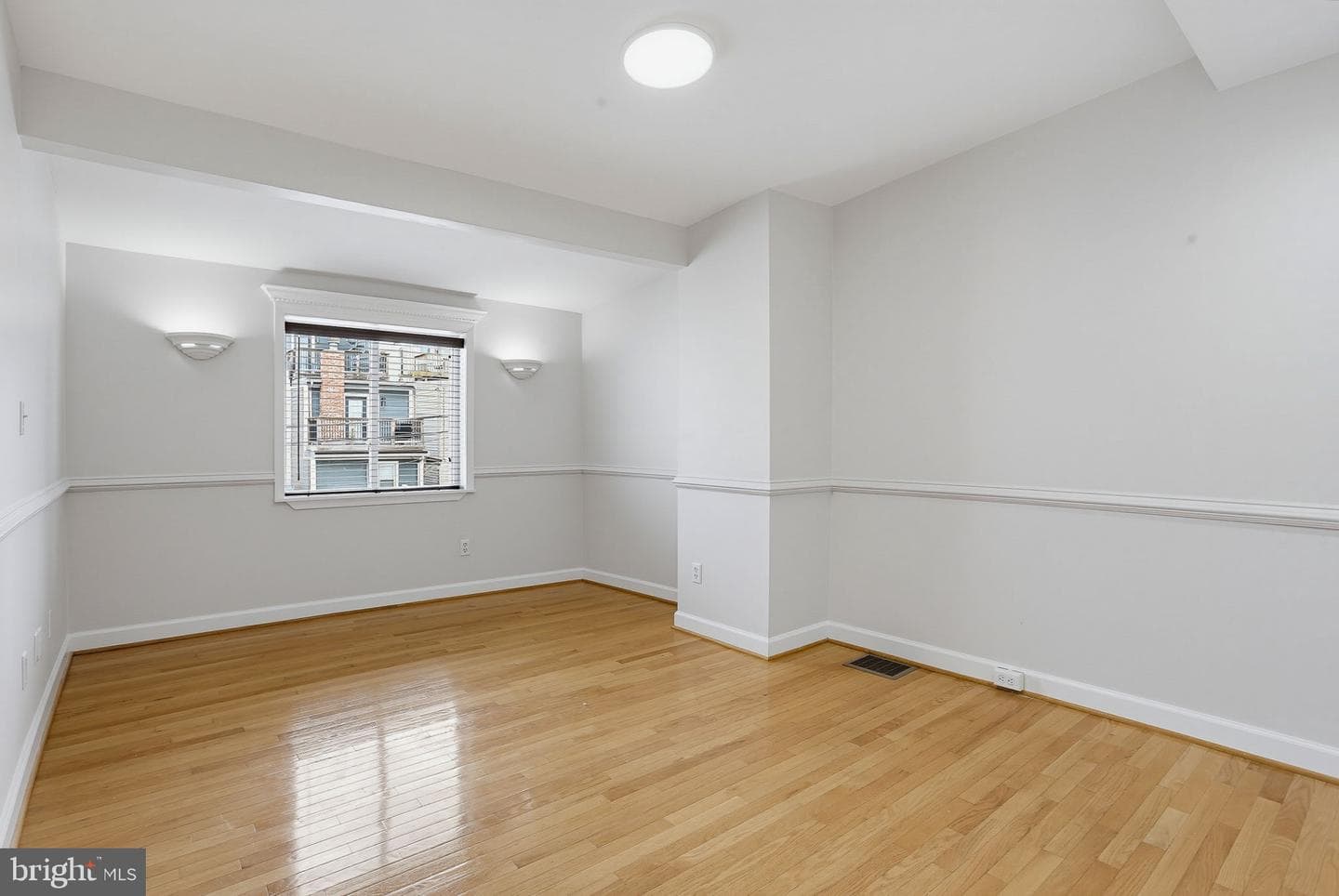 1419 Clarkson Street photo 21