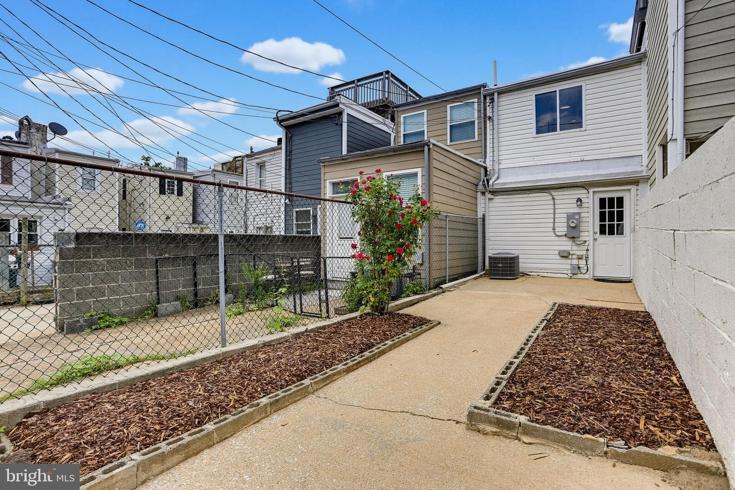1419 Clarkson Street photo 25