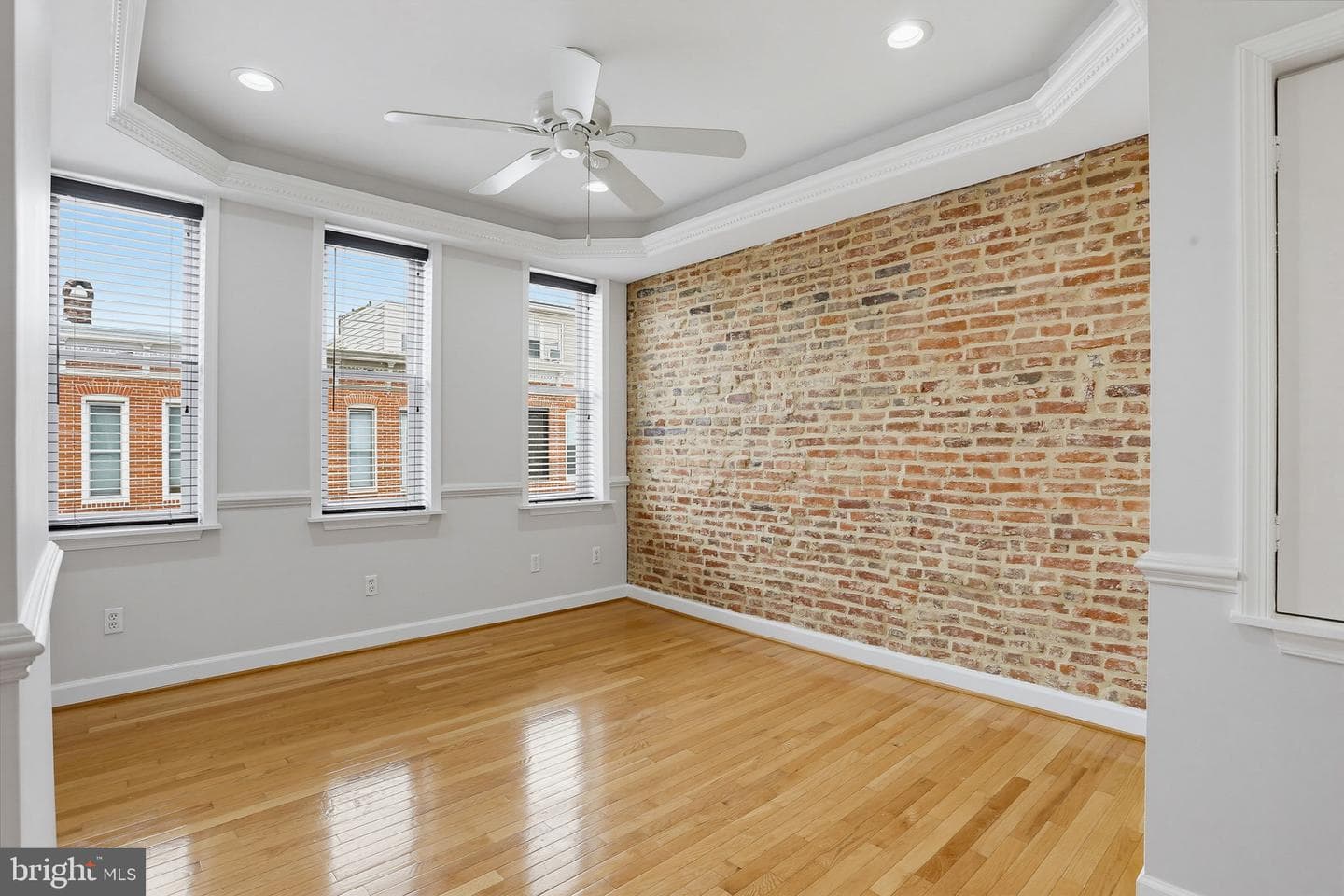 1419 Clarkson Street photo 36