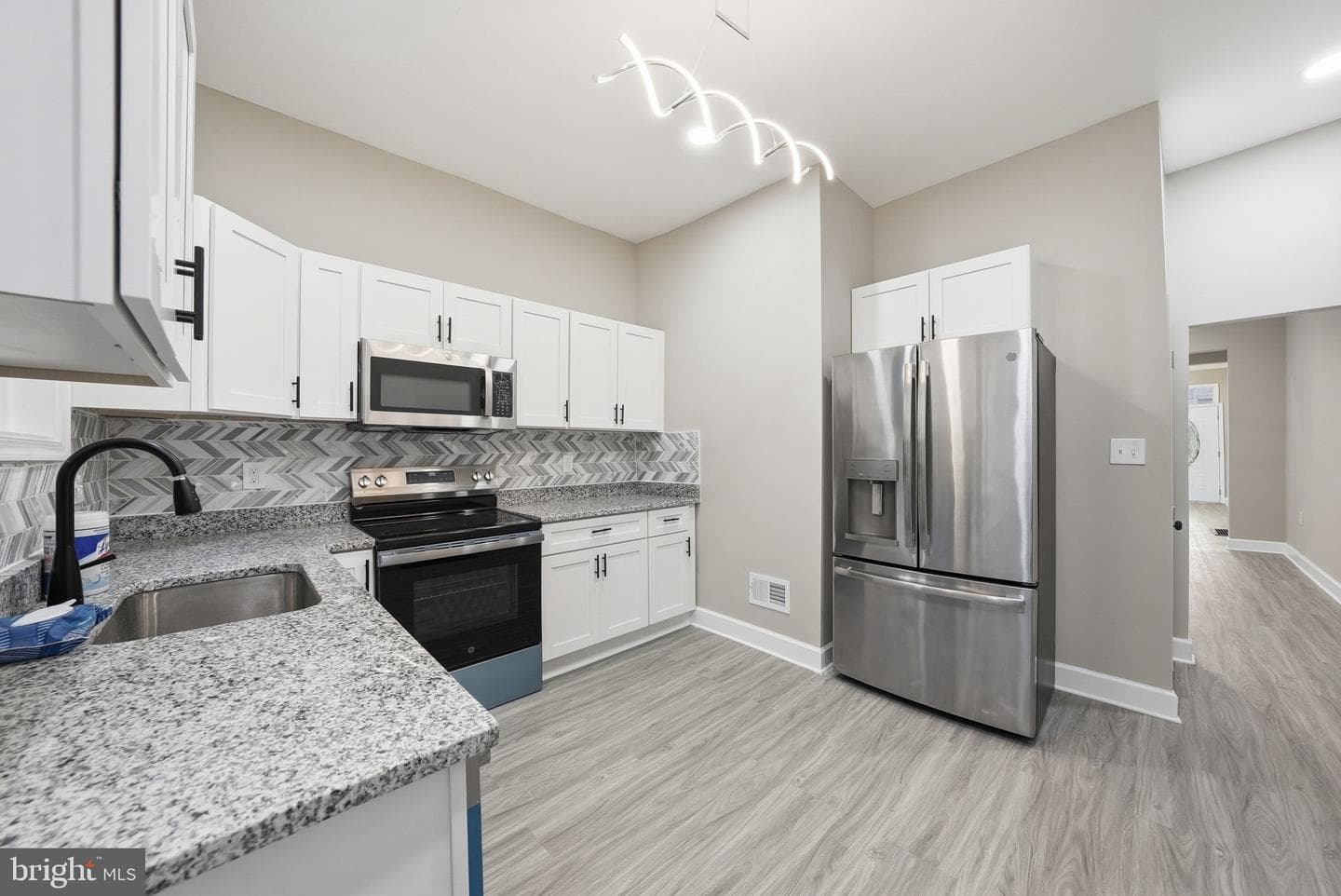 3839 Clifton Avenue photo 7