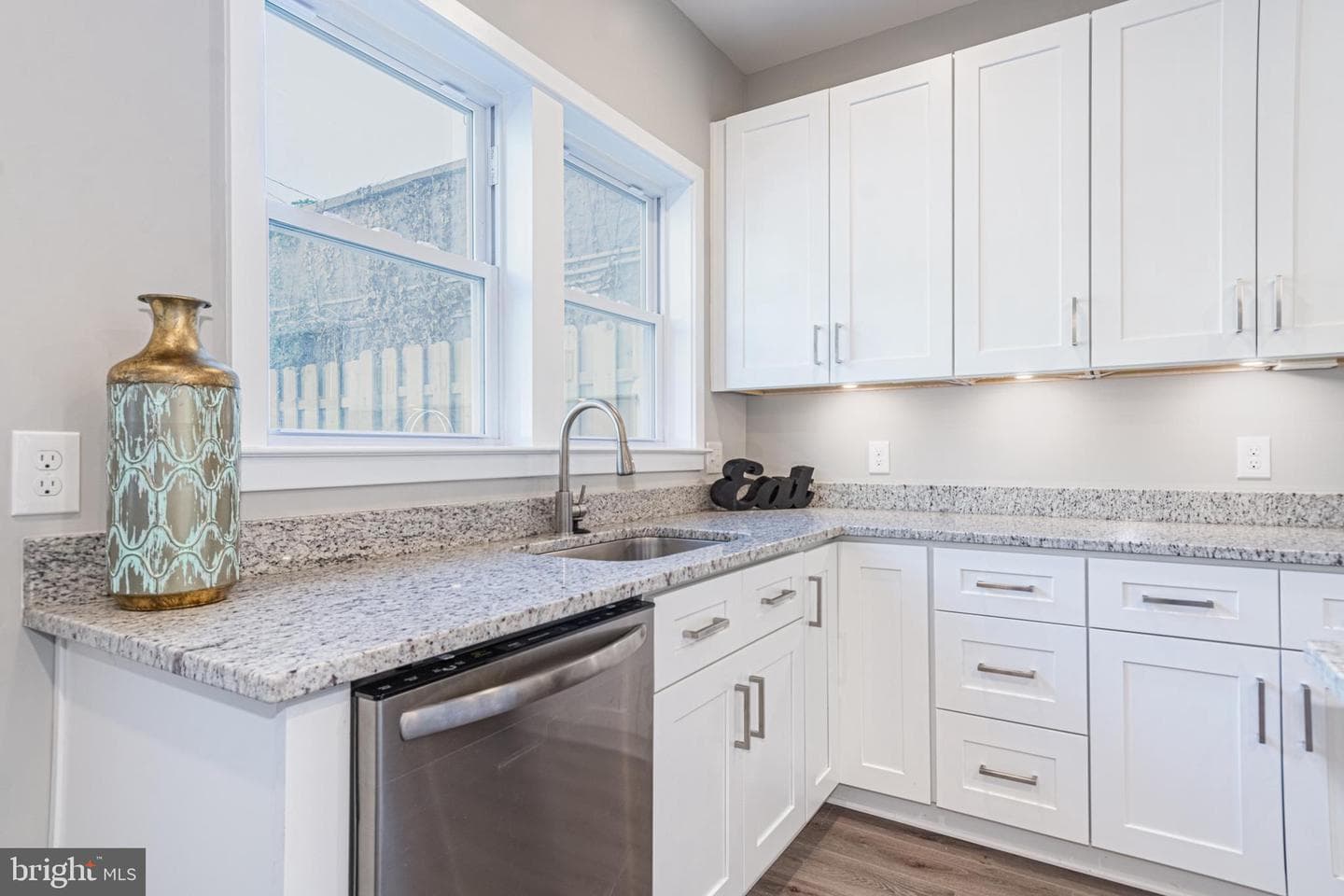1404 Druid Hill Avenue photo 13