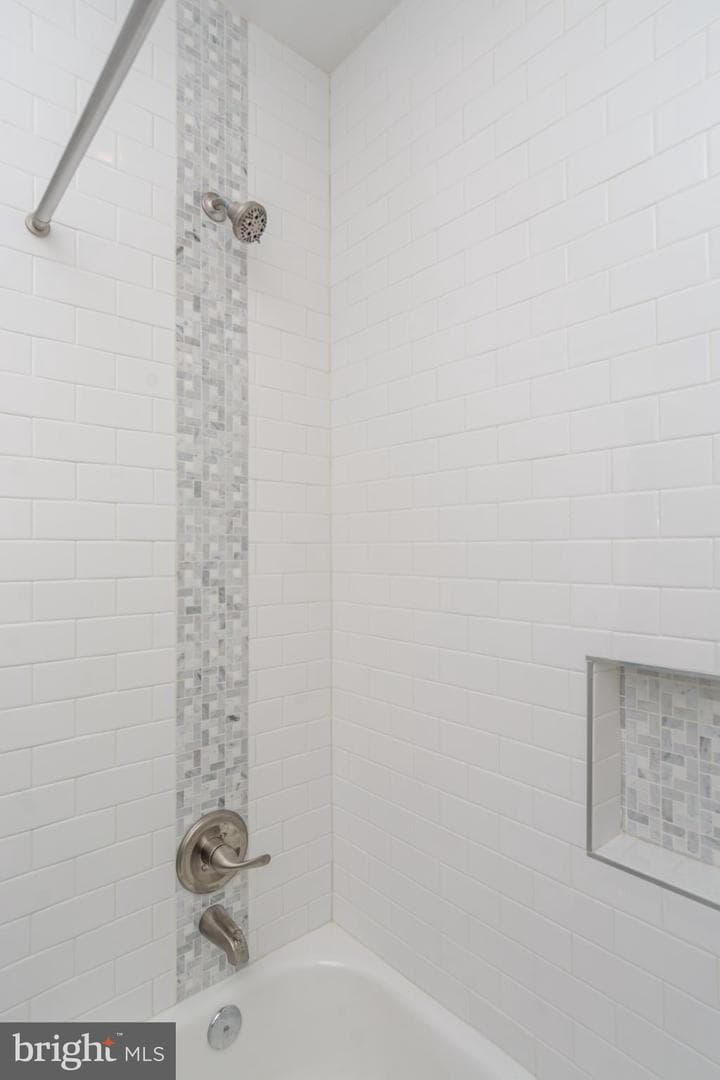 1404 Druid Hill Avenue photo 19