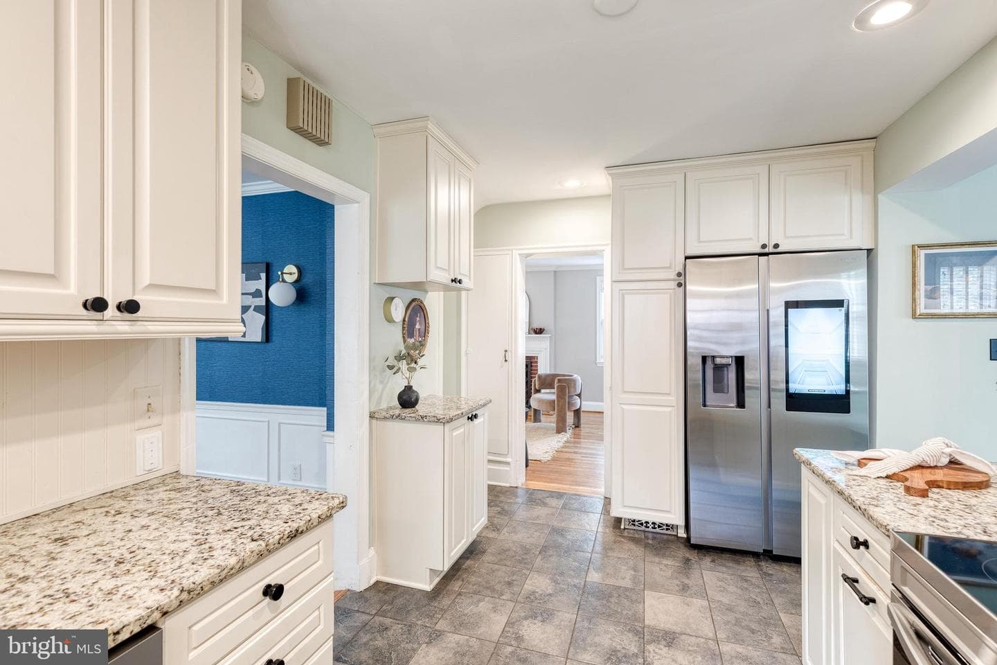336 Broadmoor Road photo 18
