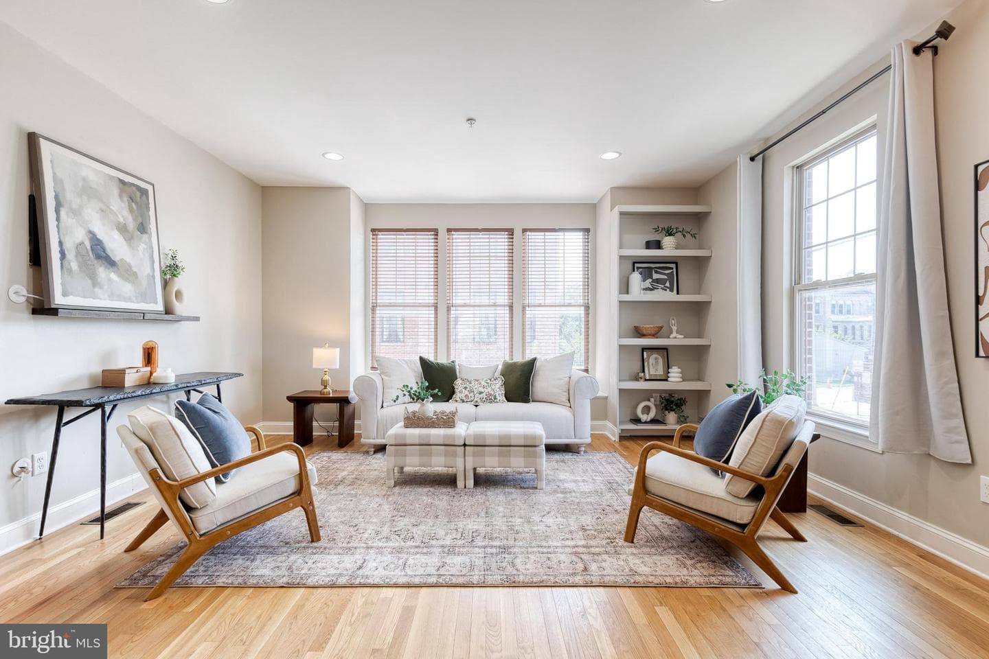 540 Canton Court photo 4
